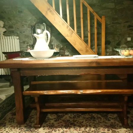 Bed and Breakfast La Ferme Du Crie Chaudeyrolles Exterior foto