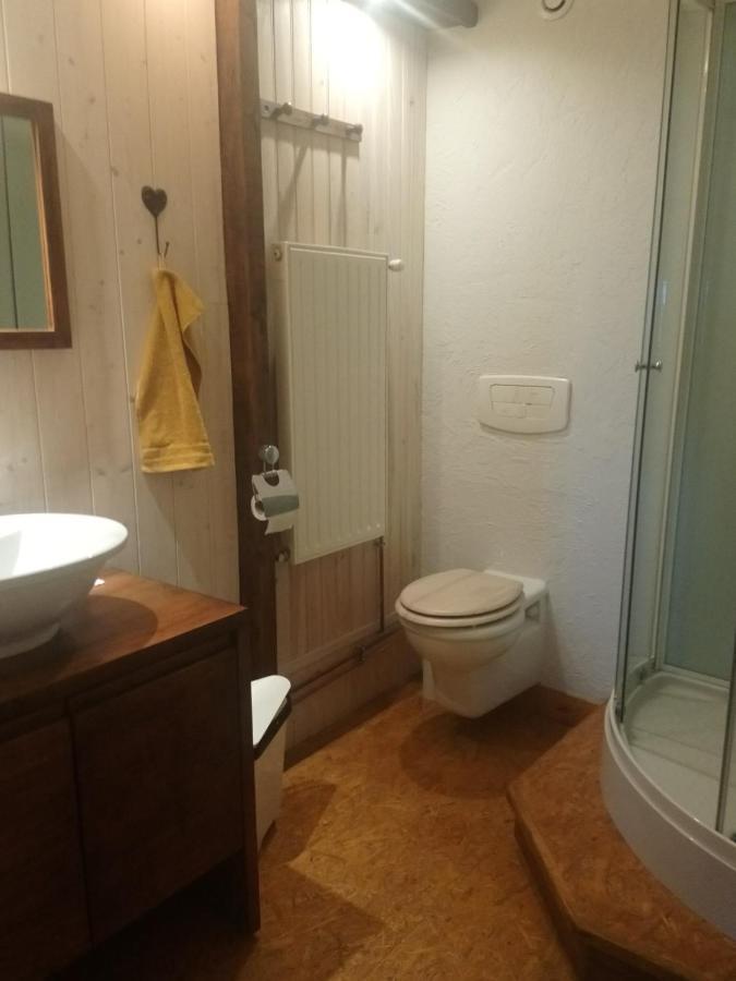 Bed and Breakfast La Ferme Du Crie Chaudeyrolles Exterior foto